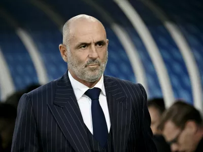 Soccer Football - World Cup - European Qualifiers - Group G - Finland v Poland - Helsinki Olympic Stadium, Helsinki, Finland - June 10, 2025 Poland coach Michal Probierz before the match Markku Ulander/Lehtikuva via REUTERS ATTENTION EDITORS - THIS IMAGE WAS PROVIDED BY A THIRD PARTY. NO THIRD PARTY SALES. NOT FOR USE BY REUTERS THIRD PARTY DISTRIBUTORS. FINLAND OUT. NO COMMERCIAL OR EDITORIAL SALES IN FINLAND.