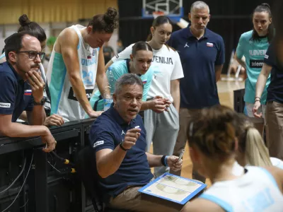 Selektor Georgios Dikaioulakos11.06.2025 - Ko&scaron;arka - Ženska ko&scaron;arkarska reprezentanca - pripravljalna tekma - slovenija črna goraFoto: Luka Cjuha