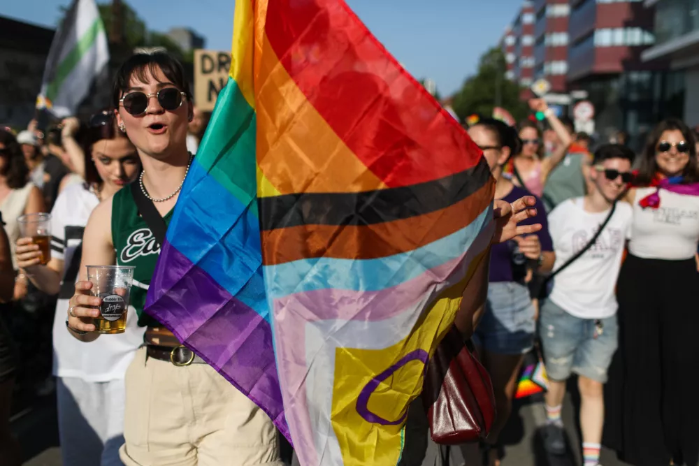 (FOTO) Parada ponosa v Ljubljani: parada kot politično dejanje in poziv k pravičnej&scaron;i družbi