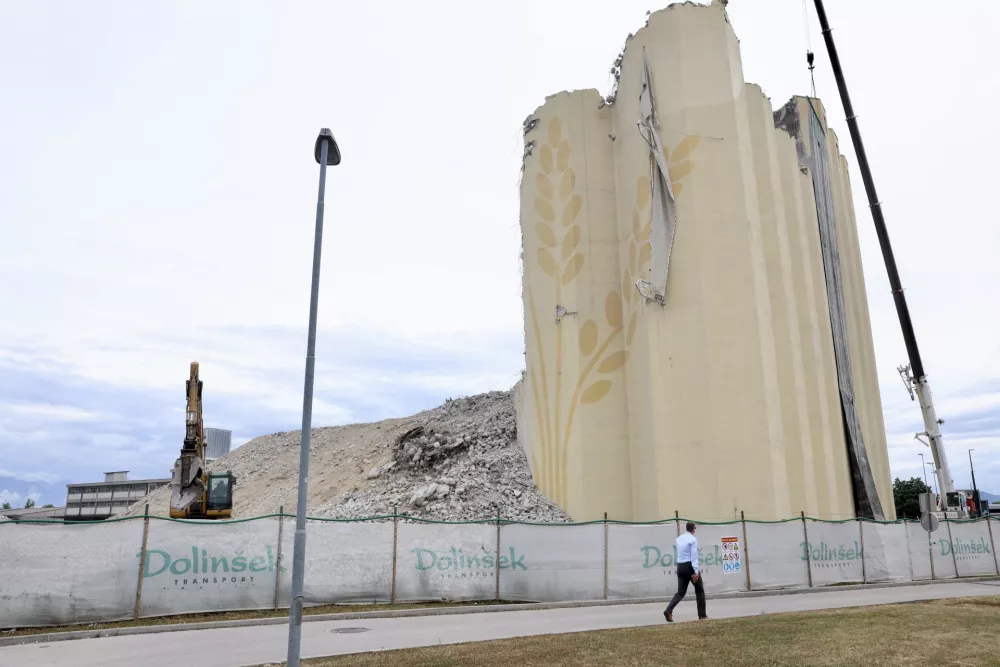 Silos Žito, BTC, ru&scaron;enje silosa