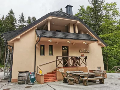 Gosti&scaron;če Karavla 297