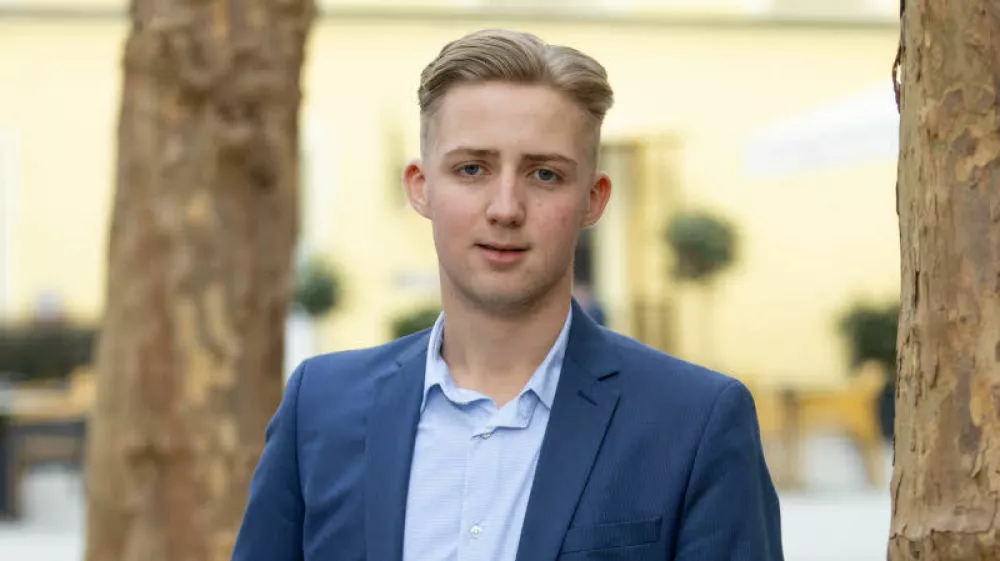 Nik Slemen&scaron;ek