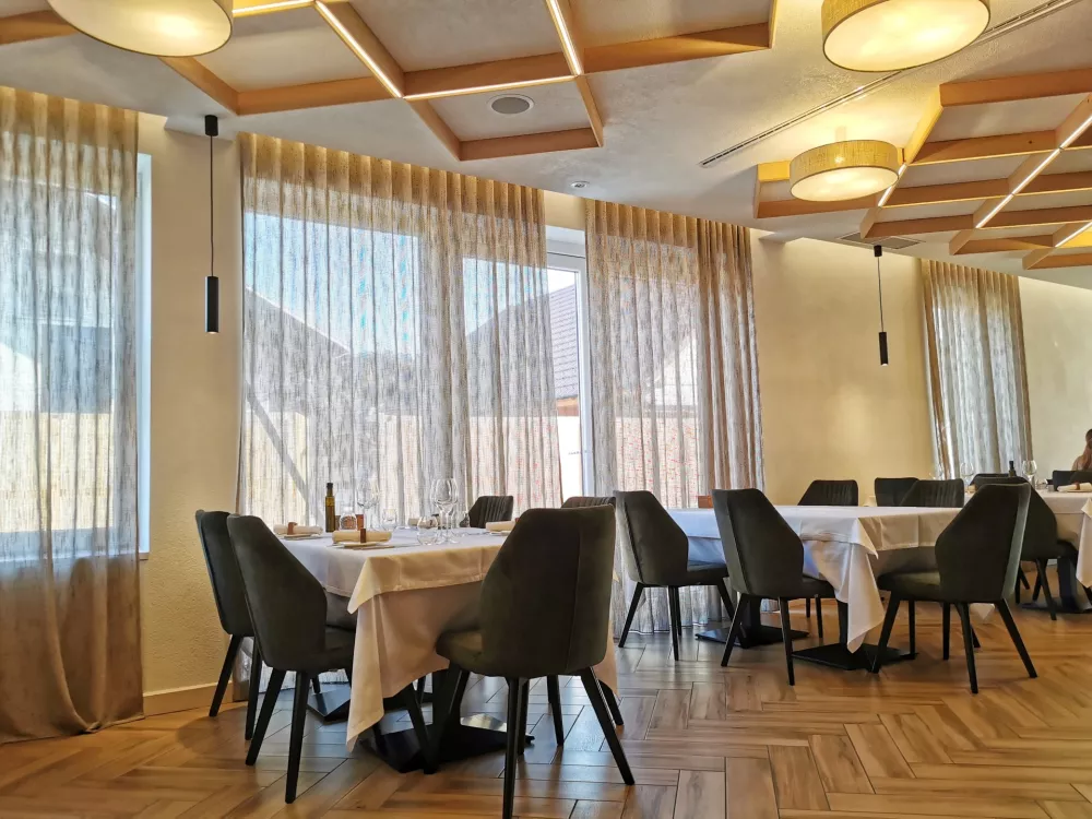 Gosti&scaron;če Javornik