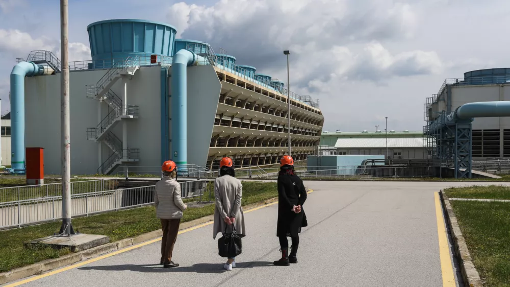 - hladilni sistem-- Energetika, elektrika, samoskrba, daljnovod &mdash; 19.04.2023 &ndash; Nuklearna elektrarna Kr&scaron;ko (NEK), edina slovenska jedrska elektrarna, ki deluje od leta 1983 //FOTO: Bojan Velikonja