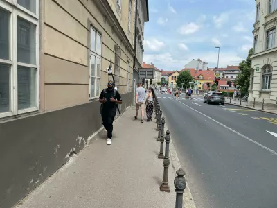 Apple maps, look around, snemanje LjubljanaFoto: Miha Plementa&scaron;