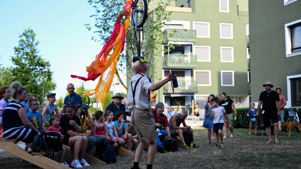 23.06.2025 28. mednarodni festival uličnega gledali&scaron;ča Ana Desetnica 2025, Novo BrdoFOTO: Nik Erik Neubauer