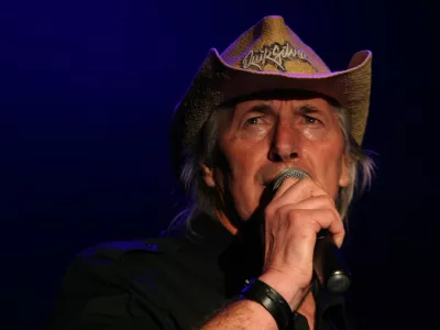 Poklon Benču in začetek kulturnega poletja