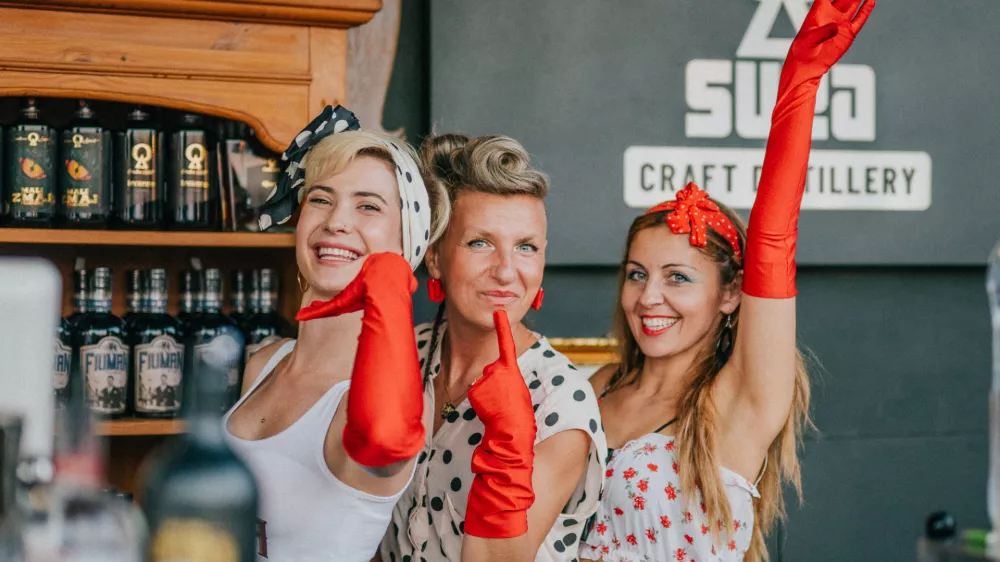 Tudi gostinci se bodo pripravili in pričarali vzdu&scaron;je prohibicije ali glamurja v slogu Great Gatsbyja.  Foto: Kvarnerja