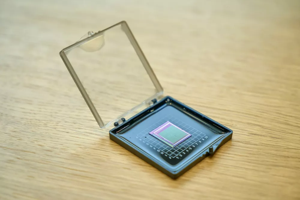 A software platform that automates the integration of nanomaterials into advanced semiconductors, invention of Teja Potocnik (SI), Tomorrow Shaper of the Young Inventors Prize 2025