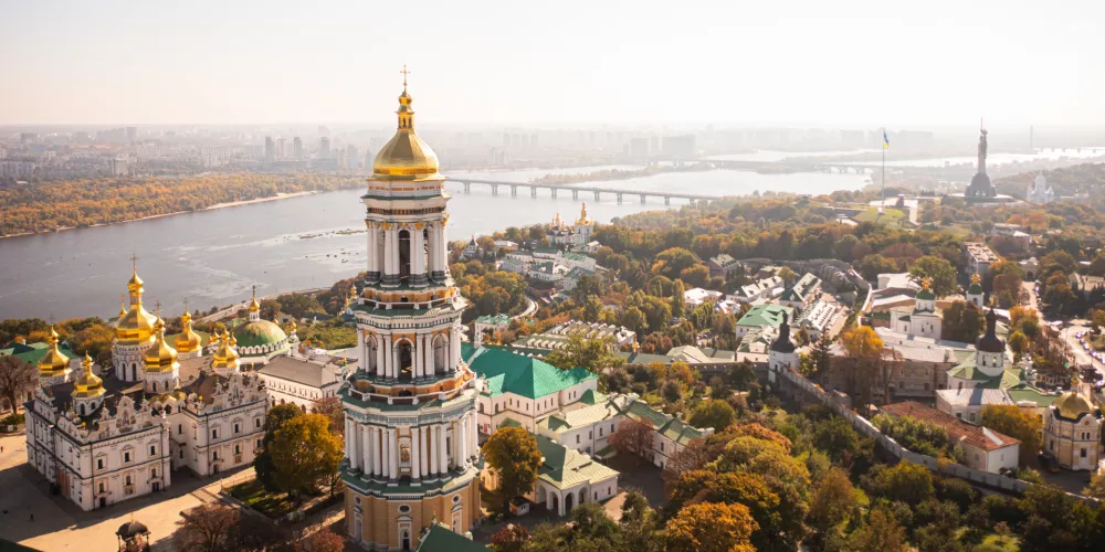 Kyiv, Ukraine - October 6, 2021: Kyiv Pechersk Lavra in Kyiv. View from drone / Foto: Ruslan Lytvyn