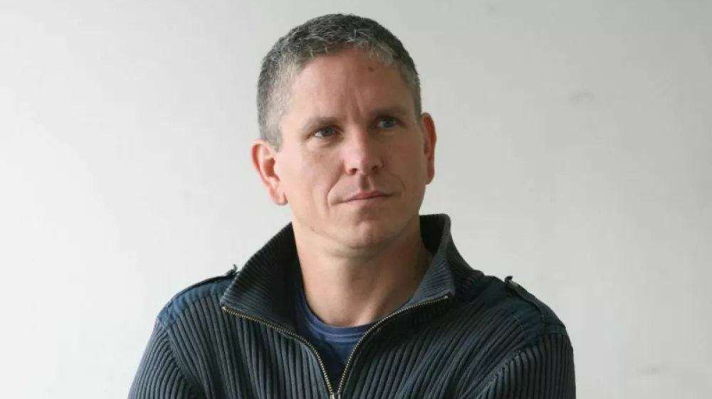 Andrej Brstovek, komentator - zunanja - Dnevnik 2016 - portreti za komentarje in kolumne - komentatorji - novinarji - novinar - //FOTO: Toma Skale / Foto: Toma Skale