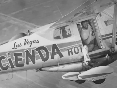 Najdalj&scaron;i polet na svetu, Las Vegas 1959.Polet je trajal 64 dni.Cessna 172