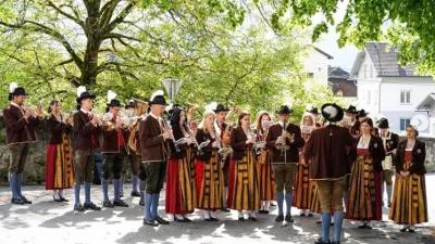 Člani tradicionalne godbe Steinfled. Foto: spletna stran skupine