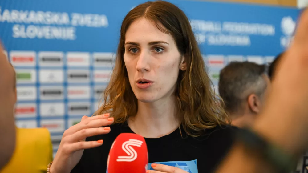 Eva Lisec- 12.06.2023 &ndash; Novinarska konferenca ženske reprezentance Slovenije pred bližnjim evropskim prvenstvom v Ljubljani. //FOTO: Nik Erik Neubauer
