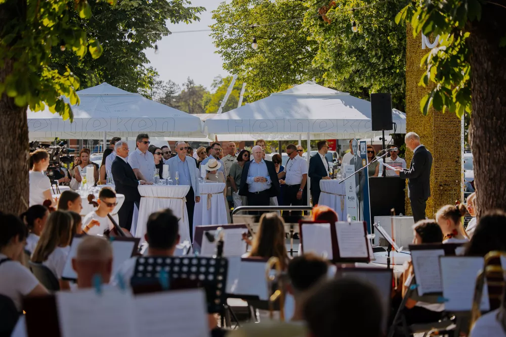 Praznovanje 100 letnice turizma v Čatežu. Foto: spontanzo