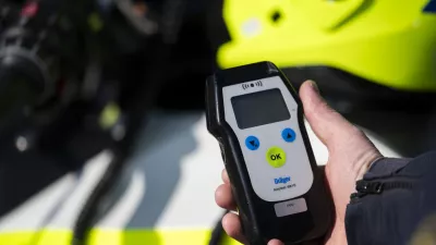 prometni nadzorpolicija - simbolična fotografijaprometna policijavarnost v prometupolicija na motorjihmotoristična policijaprehitri voznikiavtocestna policijaalkotestalkohol v prometu08.04.2025 Policijski nadzor, počivali&scaron;če PovodjeFOTO: Nik Erik Neubauer