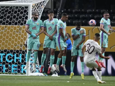 Manchester City's Claudio Echeverri (30) scores his side's second goal against Al Ain during the Club World Cup Group G soccer match between Manchester City and Al Ain in Atlanta, Sunday, June 22, 2025. (AP Photo/Brynn Anderson)