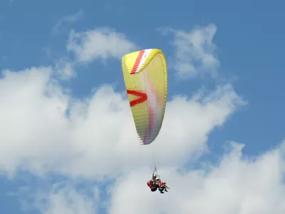 jadralno padalstvo padalec