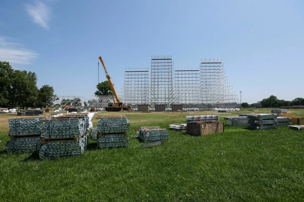 Na zagreb&scaron;kem hipodromu na koncertu Thompsona pričakujejo pol milijona ljudi. F Pixsel
