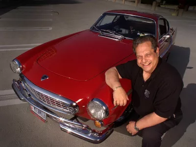 Irvin Gordon je svojega volva P1800S vozil od leta 1966 do svoje smrti leta 2018 in v tem obdobju z njim prevozil skoraj pet milijonov kilometrov. / Foto: Getty Images