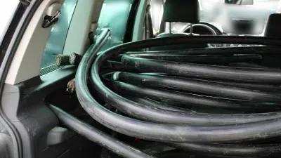 Kabel, ukraden z železni&scaron;ke infrastrukture v Besnici. / Foto: Pu Kranj