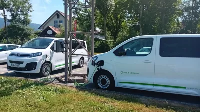 Električni gorski kombiji / Foto: Bojan Glavič
