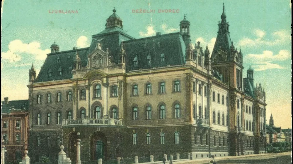 Razglednica z motivom deželnega dvorca / Foto: Univerza V Ljubljani, Zgodovinski Arhiv In Muzej