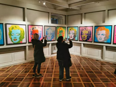 Warholove Marilyn Monroe. / Foto: Miha &Scaron;tamcar