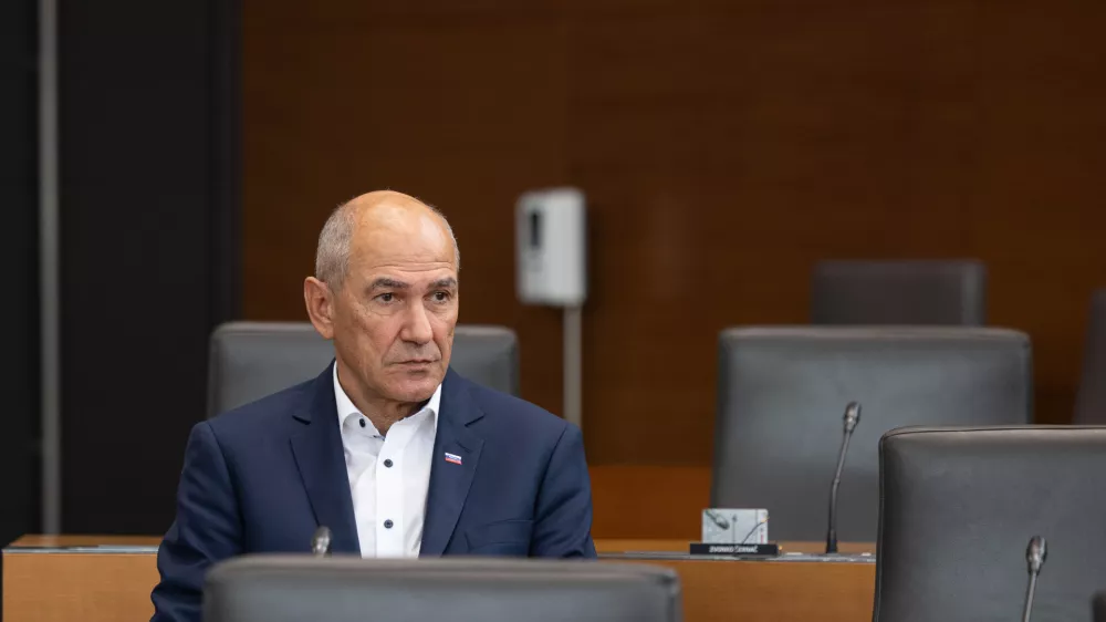 Janez Jan&scaron;a bi rad postal &hellip;&nbsp; / Foto: STA