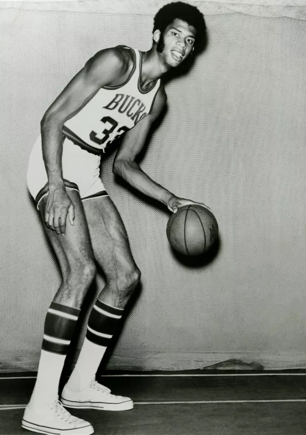 Kareem Abdul Jabbar v mladih letih, ko mu je bilo ime&nbsp;Lew Alcindor.&nbsp;/ Foto: Profimedia