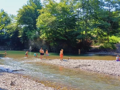 Za slovo od &scaron;olskega leta skok v Soro