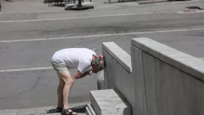 pitnik - fontana - vročina - žeja - voda - 27.06.2022 &ndash; Vremenska slika v Ljubljani - vročinski val - visoke dnevne temperature - //FOTO: Nik Erik Neubauer