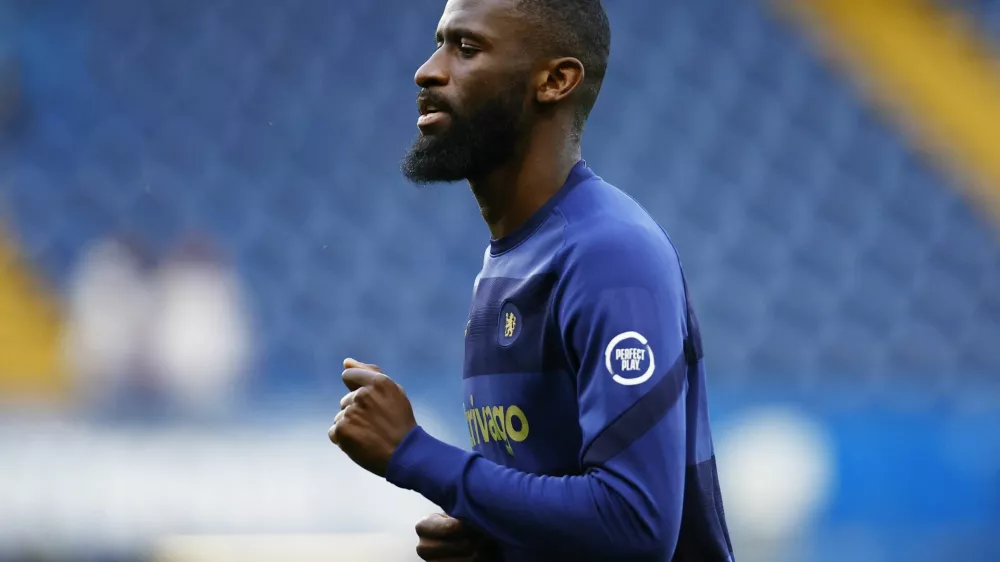 Soccer Football - Premier League - Chelsea v Leicester City - Stamford Bridge, London, Britain - May 19, 2022 Chelsea's Antonio Rudiger during the warm up before the match Action Images via Reuters/Andrew Boyers EDITORIAL USE ONLY. No use with unauthorized audio, video, data, fixture lists, club/league logos or 'live' services. Online in-match use limited to 75 images, no video emulation. No use in betting, games or single club /league/player publications. Please contact your account representative for further details.