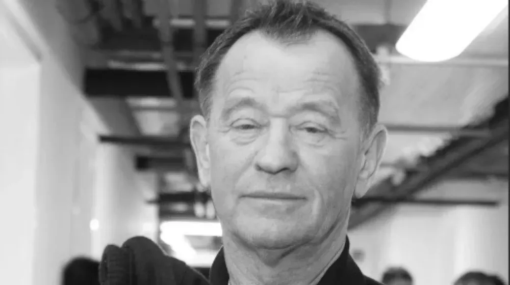 Tine Guzej, prvi urednik Slovenskih novic, Slovenske novice