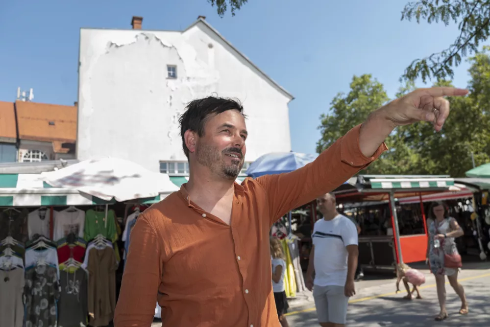 - 21.08.2023 - Rok Žnidar&scaron;ič, arhitekt - mestni urbanist Ljubljane in ljubljanski podžupan od leta 2023 zadolžen za področje urbanizma, mestni svetnik Liste Zorana Jankovića, vodja arhitekturnega ateljeja Medprostor //FOTO: Nik Erik Neubauer