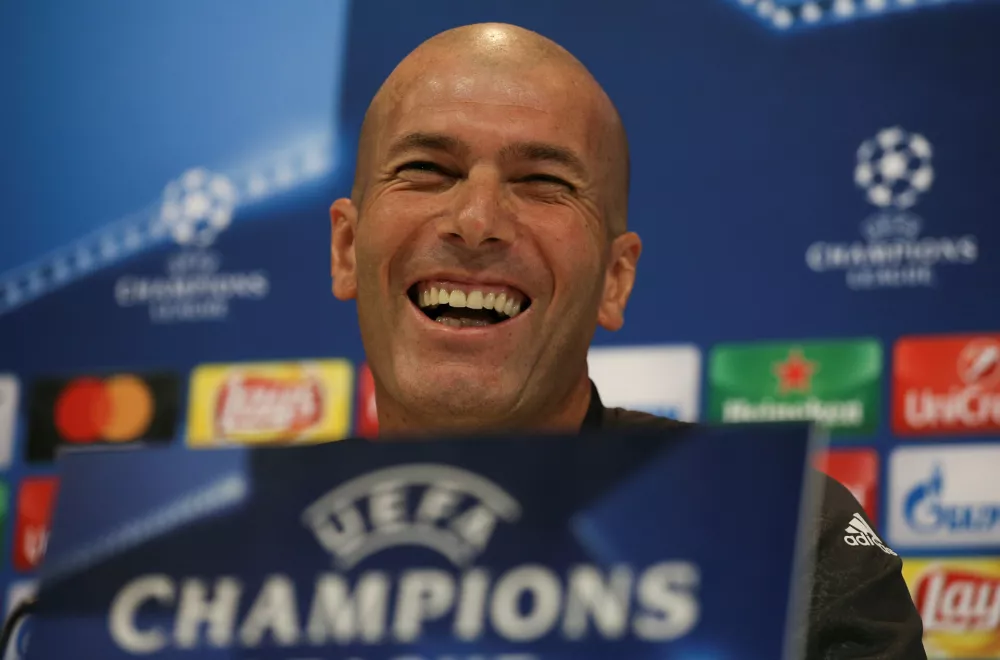 Football Soccer - Real Madrid news conference - UEFA Champions League Final - Valdebebas Soccer Grounds, Madrid, Spain - 30/5/17 - Real Madrid's coach Zinedine Zidane attends a news conference during open media day. REUTERS/Sergio Perez / Foto: Sergio Perez