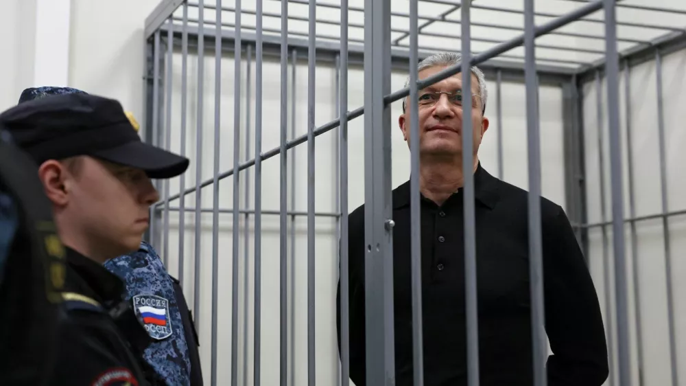 Timur Ivanov, former Russia's Deputy Defence Minister accused of embezzlement, attends a court hearing in Moscow, Russia July 1, 2025. REUTERS/Evgenia Novozhenina