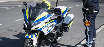 prometni nadzorpolicija - simbolična fotografijaprometna policijavarnost v prometupolicija na motorjihmotoristična policijaprehitri voznikiavtocestna policija08.04.2025 Policijski nadzor, počivališče PovodjeFOTO: Nik Erik Neubauer