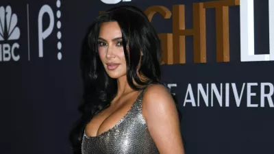 2ST3AGY February 16, 2025, New York, New York, USA: KIM KARDASHIAN attends the SNL50: The Anniversary Show at 30 Rockefeller Plaza in New York. (Credit Image: ? Photo Image Press via ZUMA Press Wire) EDITORIAL USAGE ONLY! Not for Commercial USAGE!