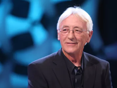 oliver dragojević, pevec