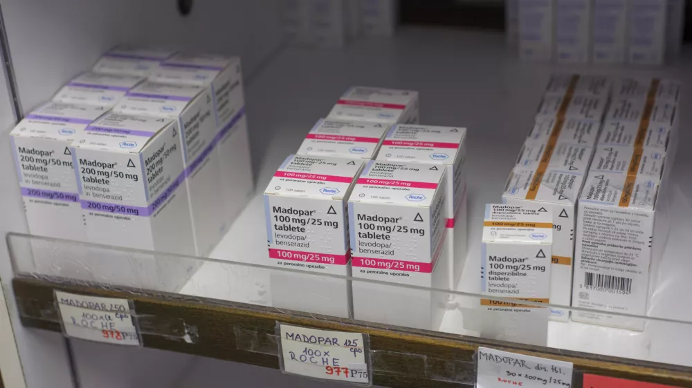 Zaradi nabave zdravil Bruselj o&scaron;tel Slovenijo