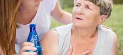 Poskrbimo eden za drugega. / Foto: Istock