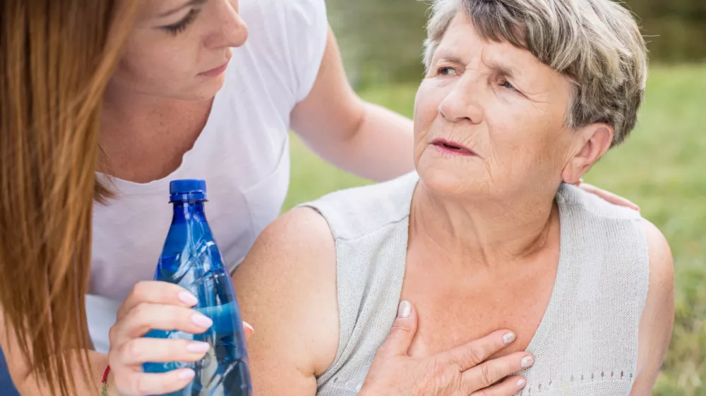 Poskrbimo eden za drugega. / Foto: Istock