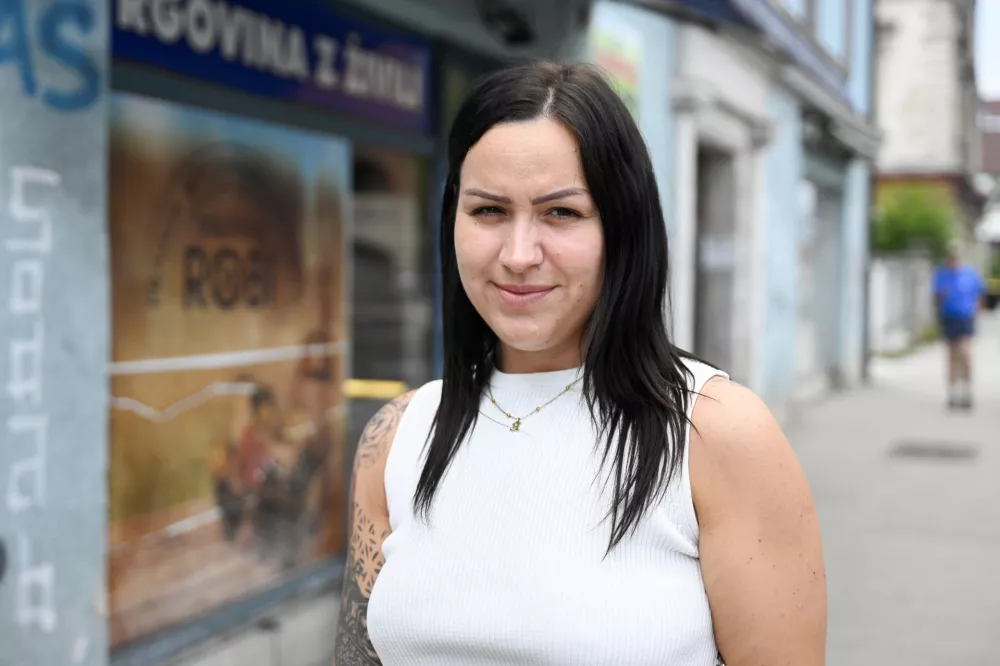 Trgovina Robi25.06.2025 - Nakupovanje ob nedeljah in praznikih, odprte trgovine. FOTO: Nik Erik Neubauer