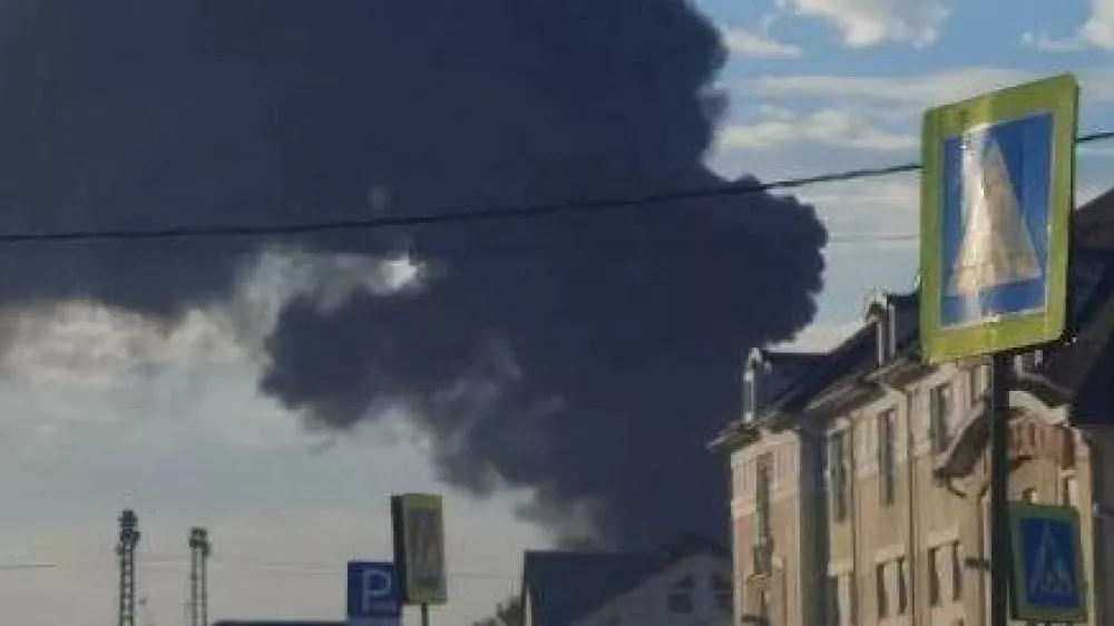 Smoke is seen following what local authorities called a Ukrainian drone attack, in the course of Russia-Ukraine conflict, in Sergiyev Posad, outside Moscow, Russia July 4, 2025. Head of the Sergiyev Posad municipal district Oksana Yerokhanova via Telegram/Handout via REUTERS ATTENTION EDITORS - THIS IMAGE HAS BEEN SUPPLIED BY A THIRD PARTY. NO RESALES. NO ARCHIVES. MANDATORY CREDIT