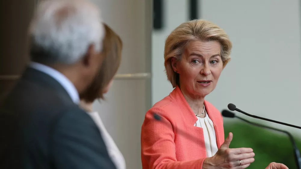 European Commission President Ursula von der Leyen speaks during a press conference with European Council President Antonio Costa and Moldovan President Maia Sandu at the first Moldova-EU summit in Chisinau, Moldova July 4, 2025. REUTERS/Vladislav Culiomza