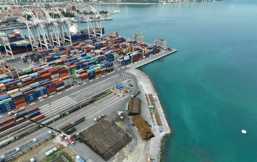 Luka Koper, pristani&scaron;če, 