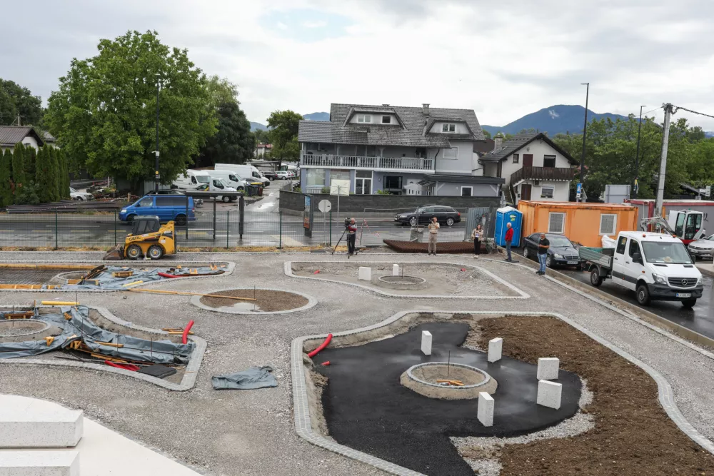 - zunanjost Parka varne mobilnosti,- 08.07.2025.- Novinarska konferenca ljubljanskega župana Zorana Jankovića, na kateri so predstavili park varne mobilnosti, ki ga gradijo v javno-zasebnem partnerstvu z Zavodom Varna pot, namenjen pa bo izobraževanju in praktičnim prikazom varne mobilnosti.//FOTO: Bojan Velikonja