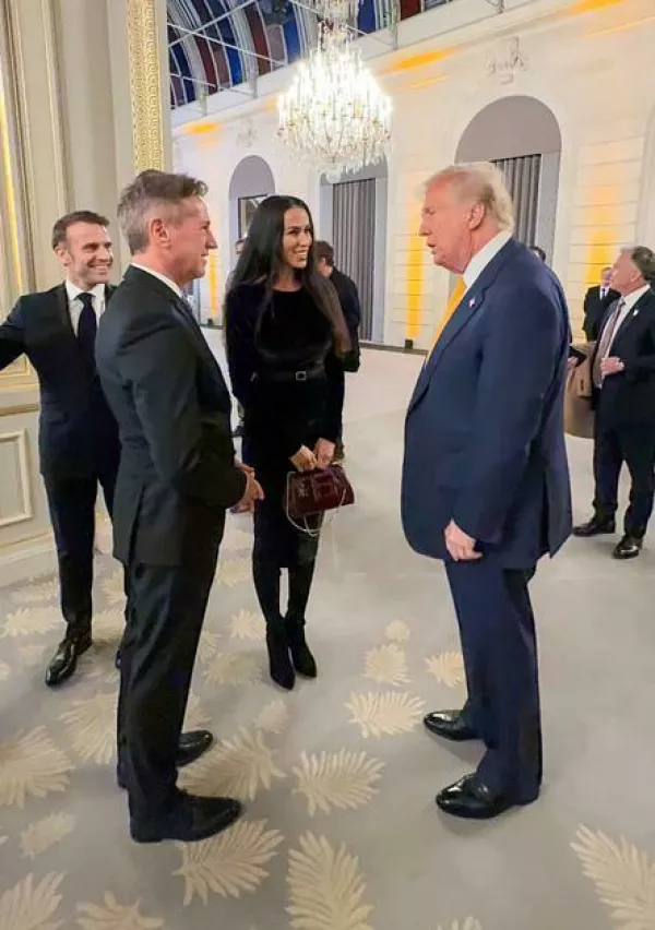 Mnogi so mislili, da je bilo srečanje Donalda Trumpa, Roberta Goloba in Tine Gaber v Parizu zgolj bežno, a to očitno ne drži, saj je Tina Gaber zdaj povedala, da je bil Trump "full zgovoren",  