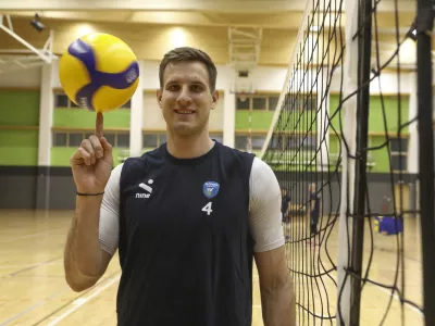 Jan Kozamernik- 13.07.2023 &ndash; odbojkarska reprezentanca pred odhodom na sklepni turnir najbolj&scaron;e osmerice v svetovni ligi narodov na Poljskem. trening &ndash; priprave //FOTO: Luka Cjuha